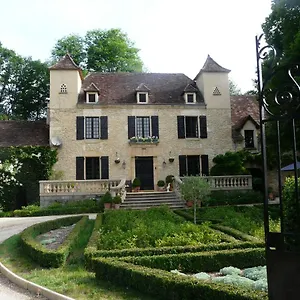 https://le-manoir-des-tuileries.midi-pyreneeshotels.com